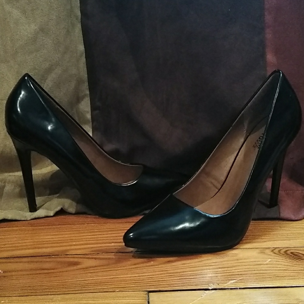 Black heels
